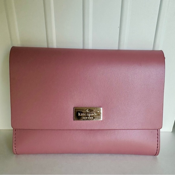 Kate Spade Two-Tone Pink Bordeaux Leather Bifold Wallet - Picture 12 of 12